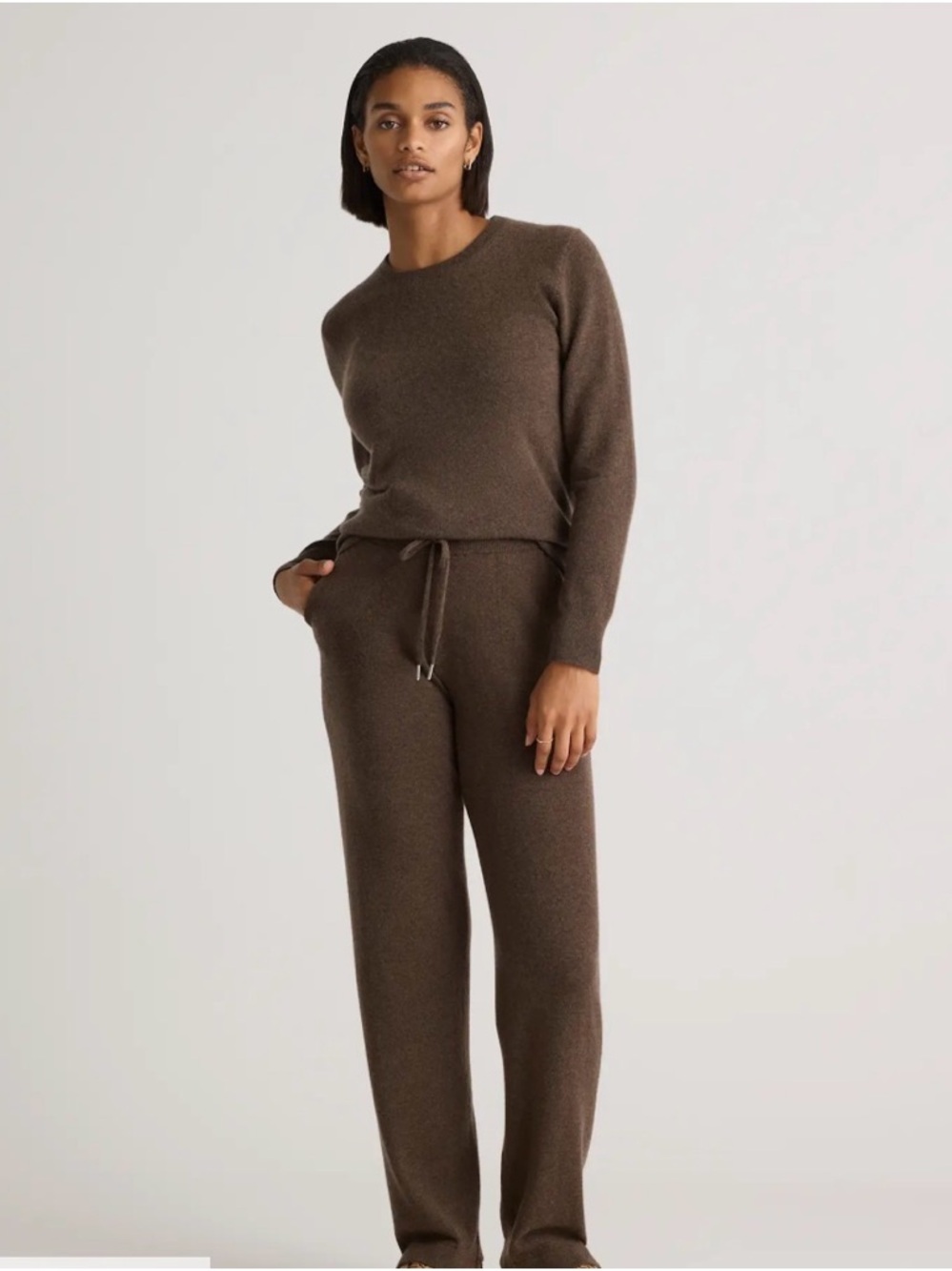 Quince Set: Mongolian Shrunken Cashmere Sweatshirt and Straight Leg Pants